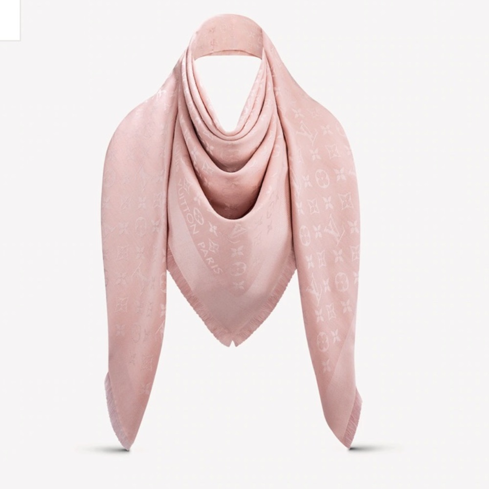 Louis Vuitton Scarf/Shaw